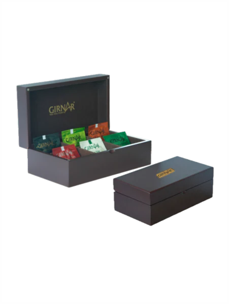 The Chairman's Collection Luxury Chest - Image 4
